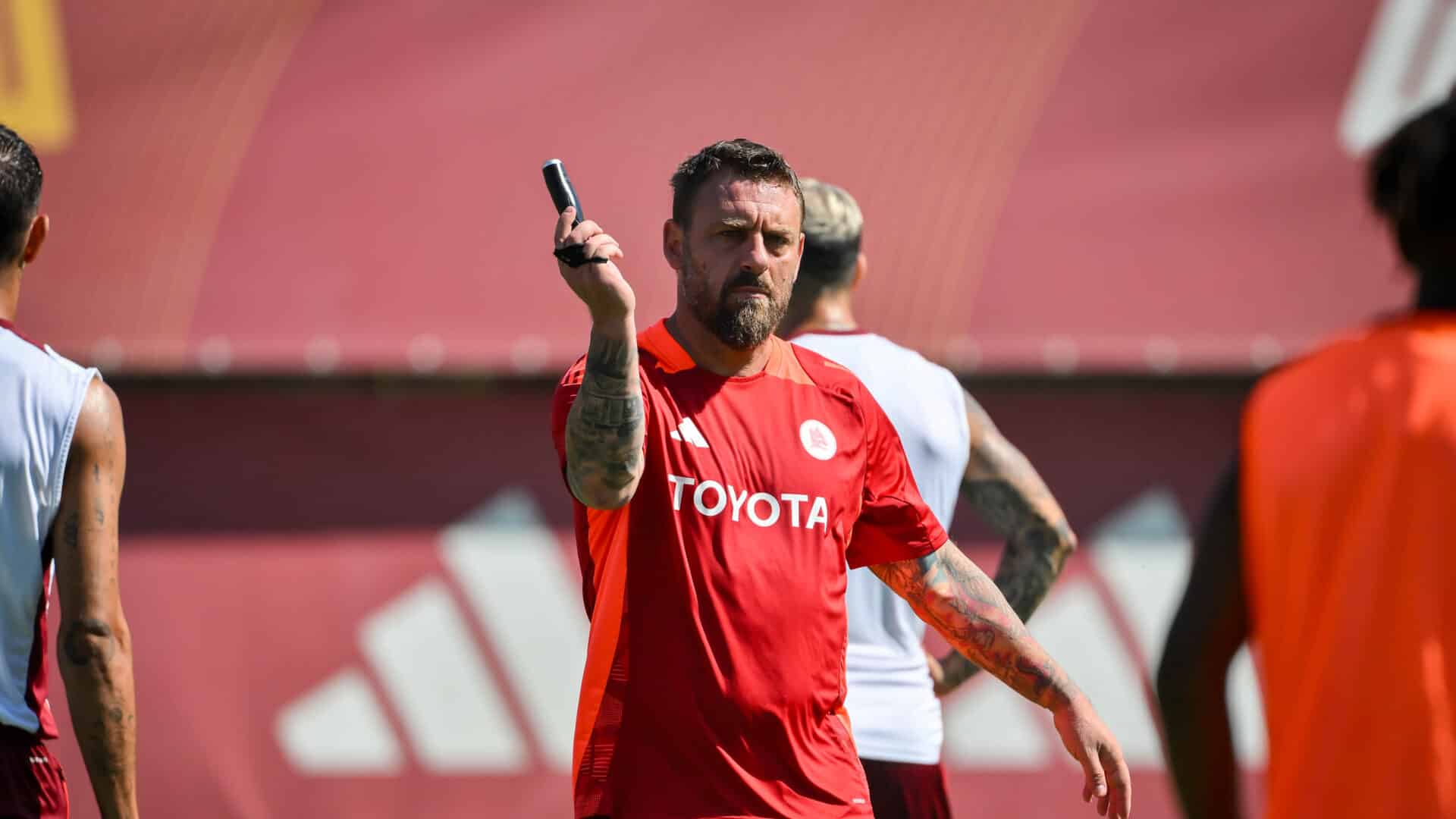 Daniele De Rossi in allenamento con la Roma