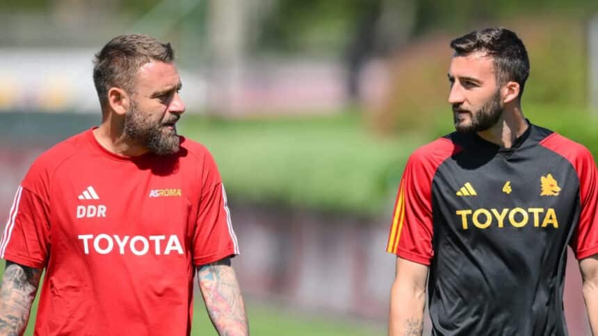 Lite De Rossi e Cristante in allenamento