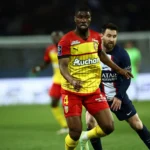 Kevin Danso con la maglia del Lens