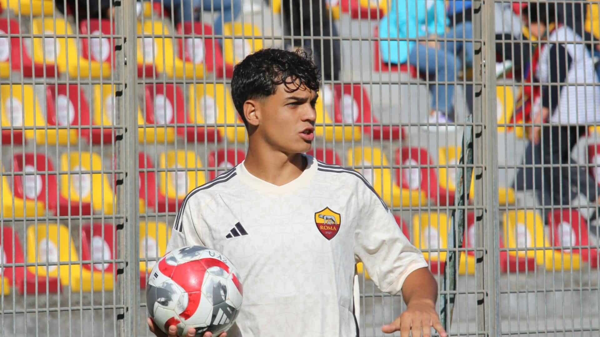 William Feola con la maglia della Roma