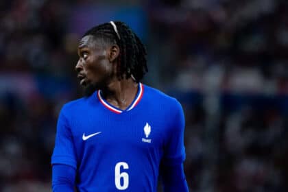 Manu Koné con la maglia della Francia