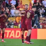 Cristante, Soulé e Celik con la maglia della Roma