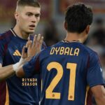 Dovbyk e Dybala con la maglia della Roma