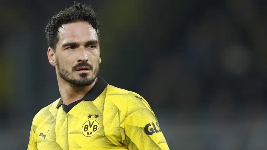 Hummels con la maglia del Borussia Dortmund