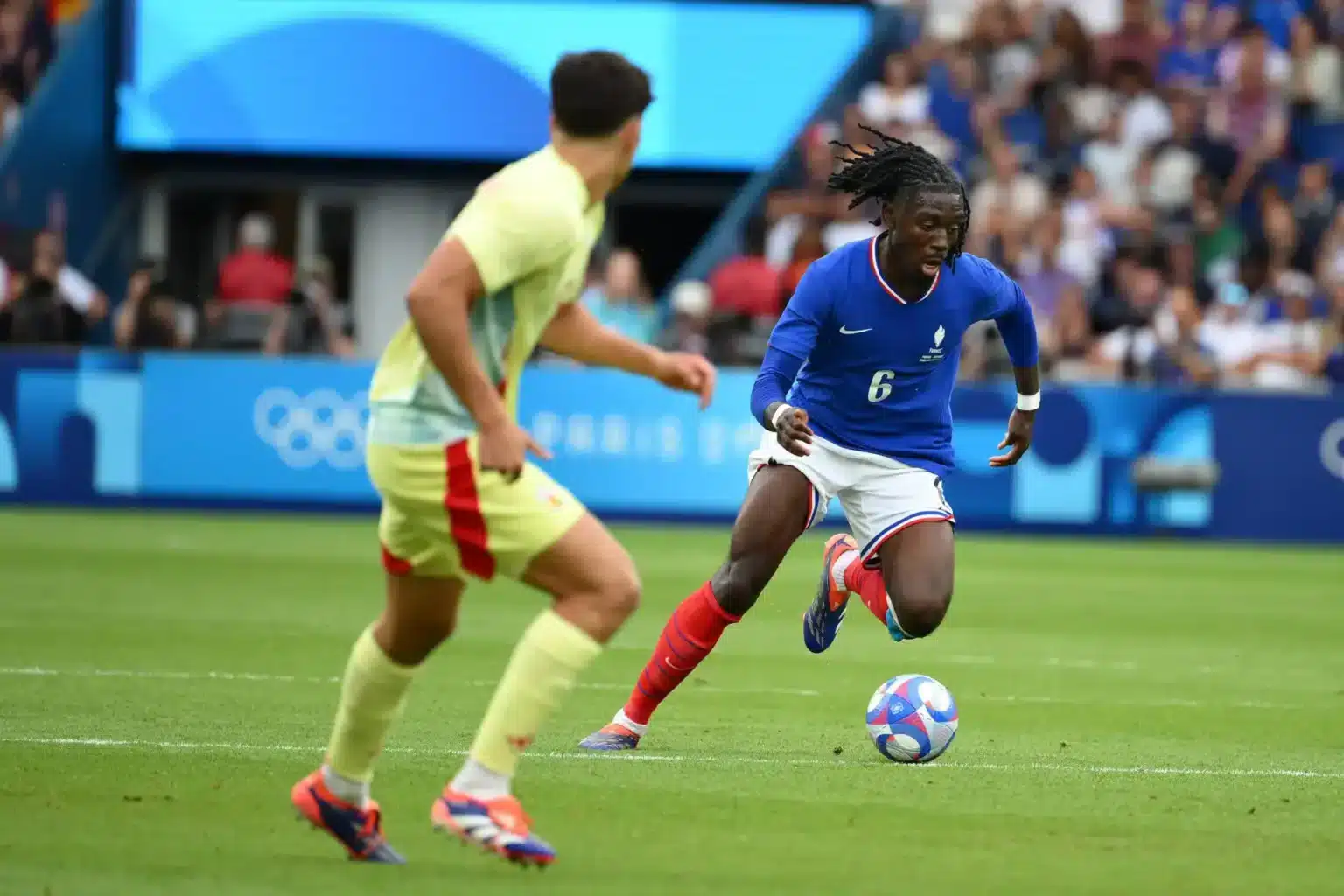 Koné con la maglia della Francia