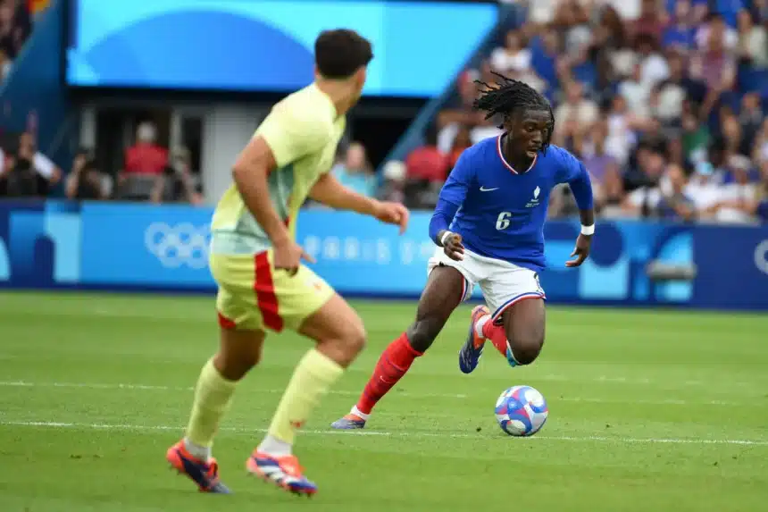 Koné con la maglia della Francia