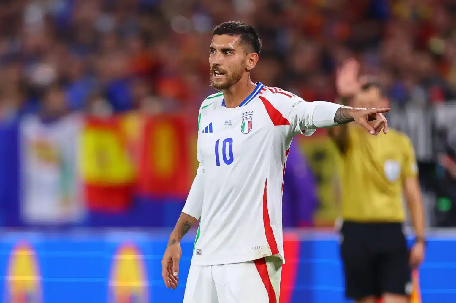 Lorenzo Pellegrini con la maglia dell'Italia