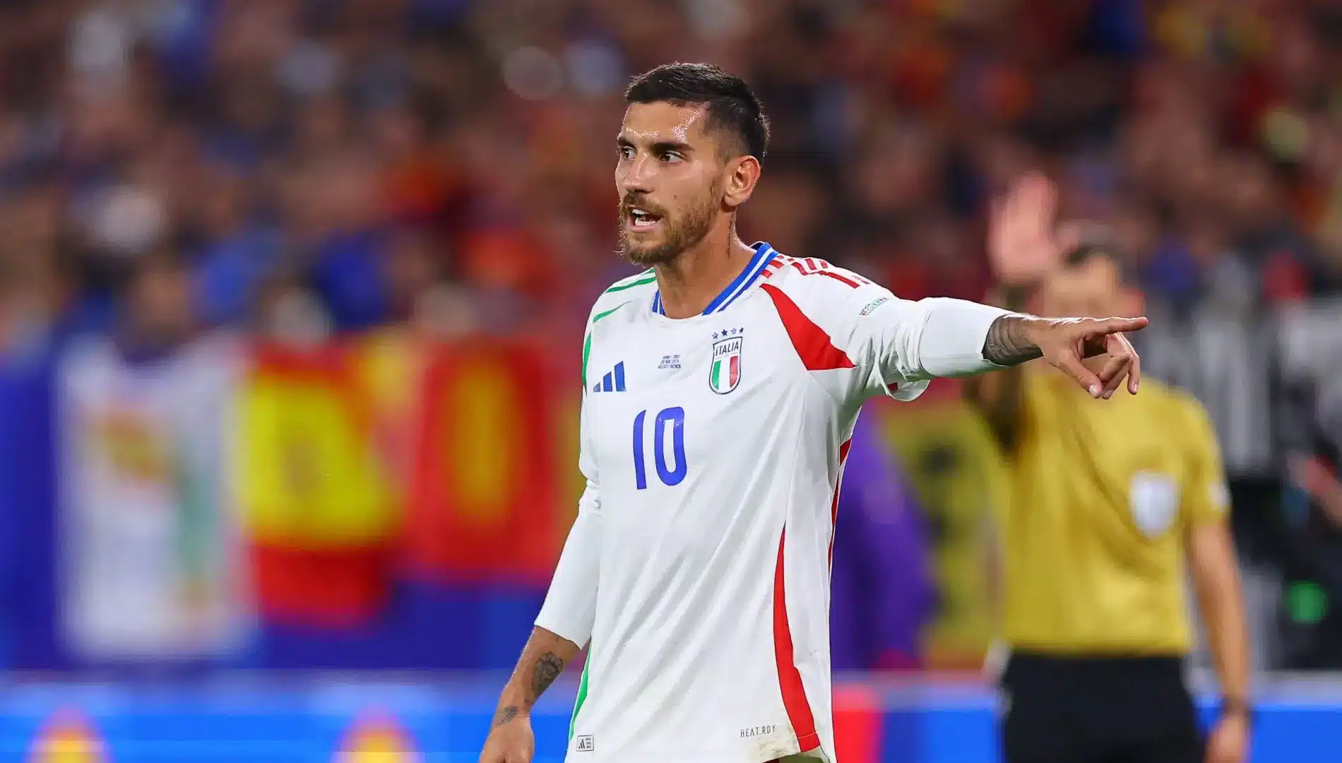 Lorenzo Pellegrini con la maglia dell'Italia