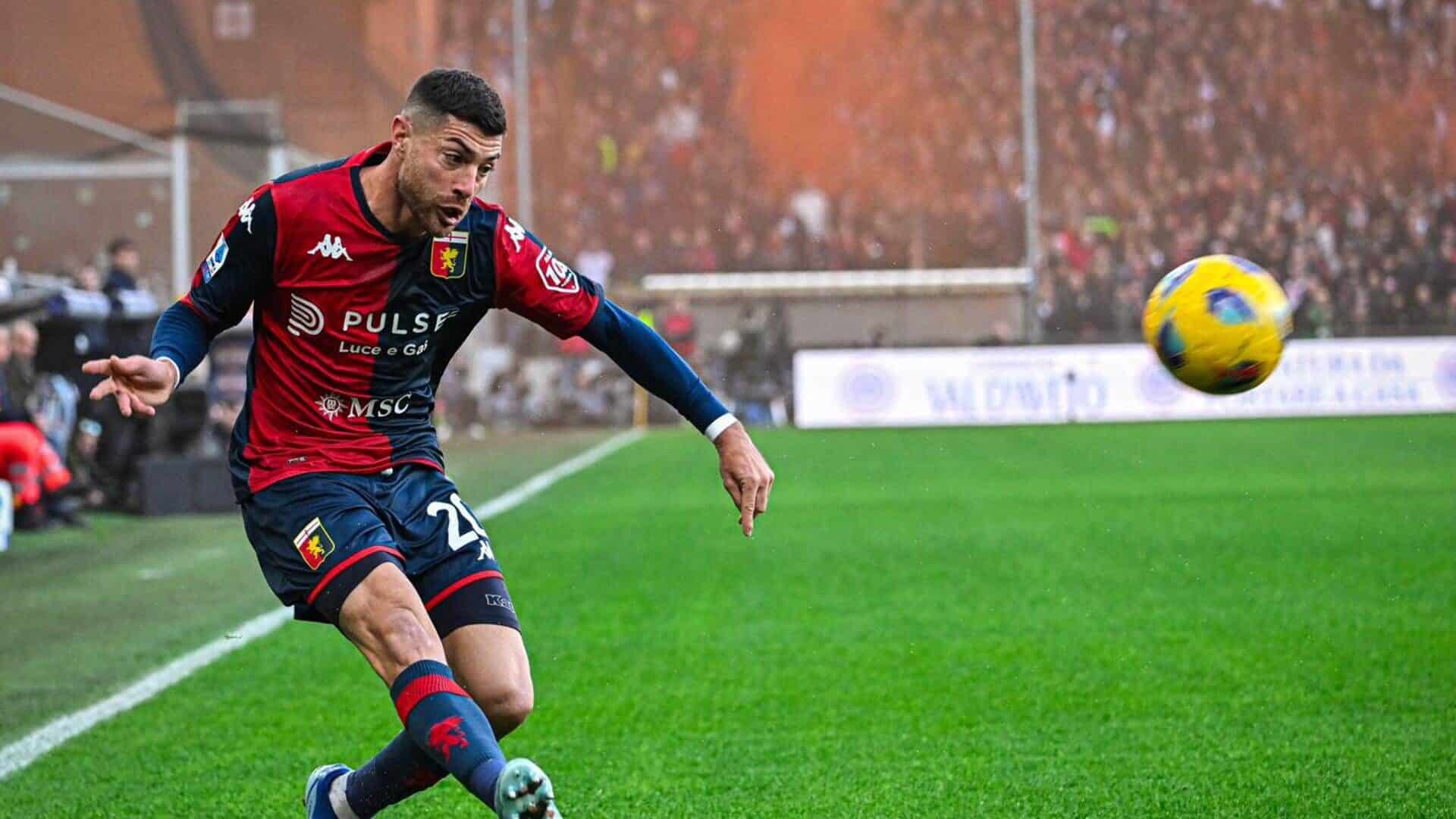 Sabelli con la maglia del Genoa
