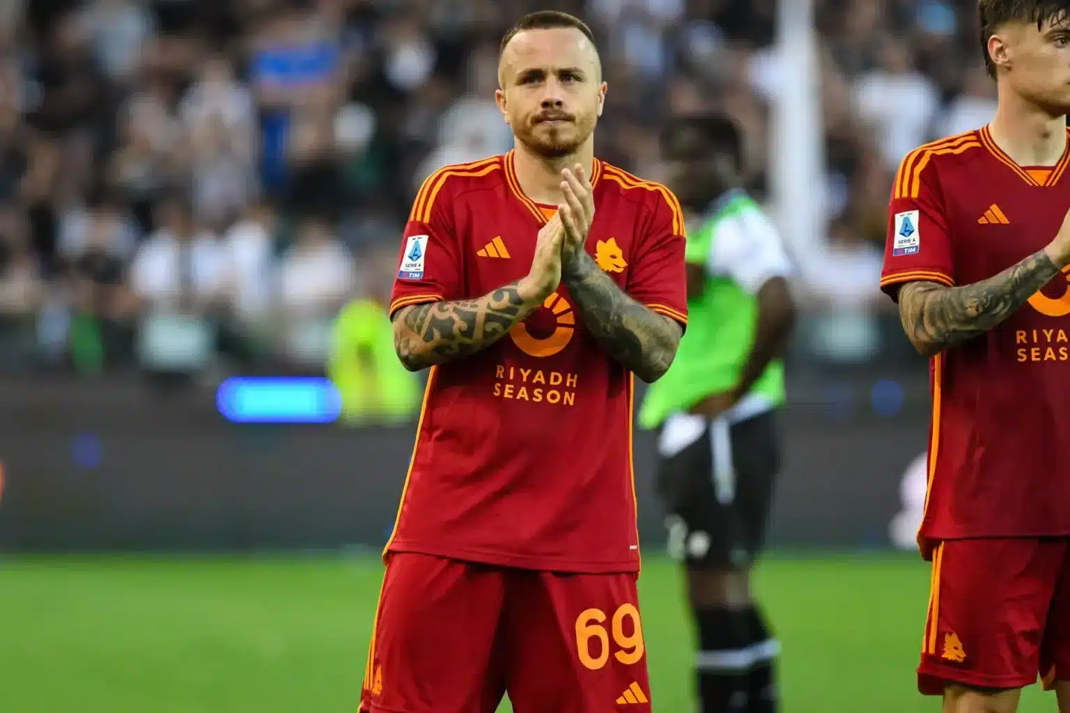 Angelino con la maglia della Roma