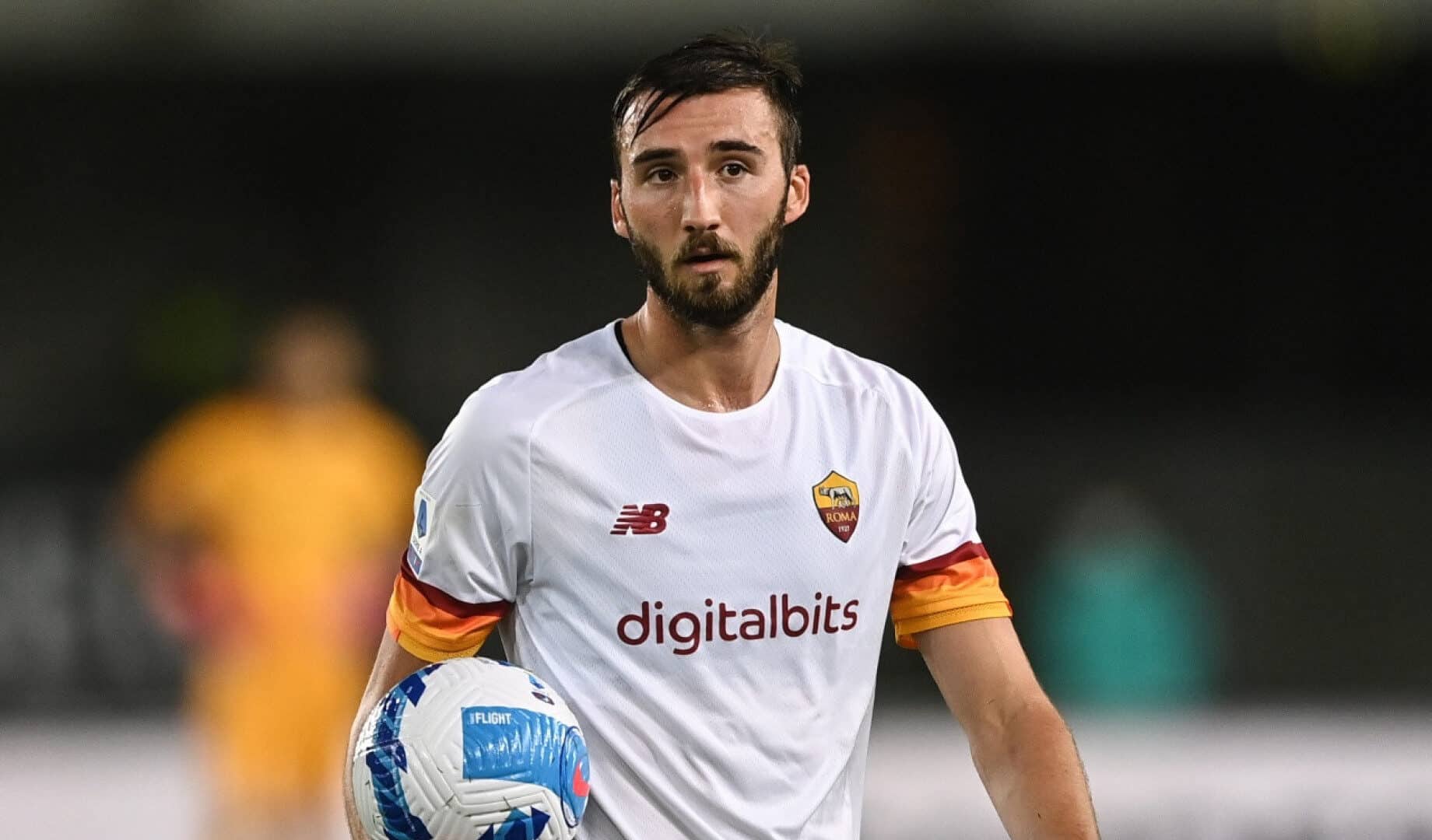 Cristante con la maglia della Roma