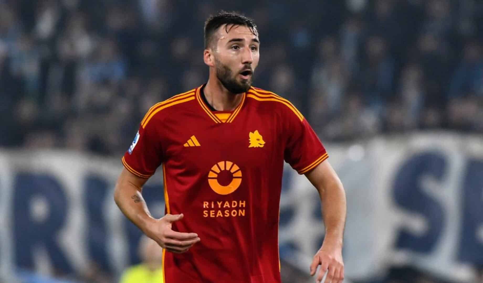 Cristante con la maglia della Roma