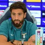 Samuel Gigot con la maglia della Lazio