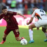 Soulé con la maglia della Roma