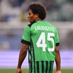 Lauriente con la maglia del Sassuolo