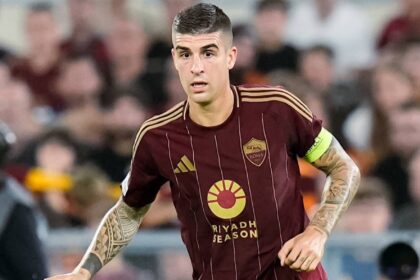 Mancini con la maglia della Roma