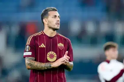 Paredes con la maglia della Roma