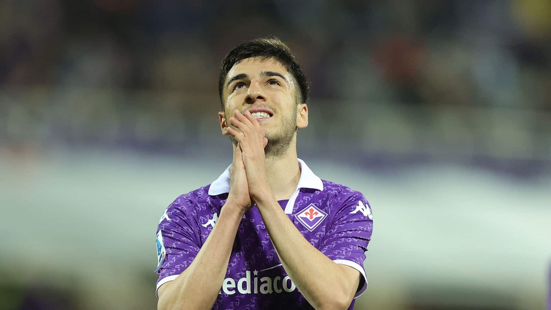 Parisi con la maglia della Fiorentina