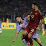 Zeki Celik con la maglia della Roma