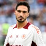 Hummels con la maglia della Roma