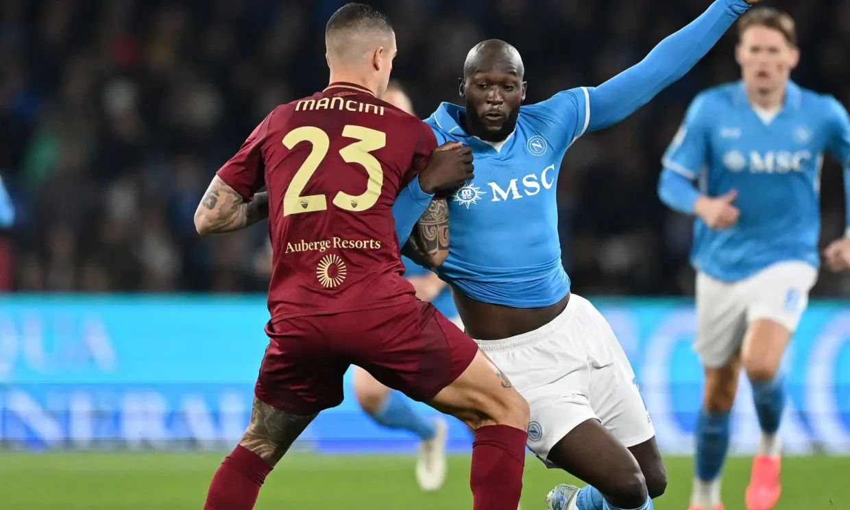 Duello Mancini-Lukaku in Napoli-Roma