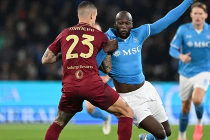 Duello Mancini-Lukaku in Napoli-Roma