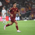 Dybala con la maglia della Roma