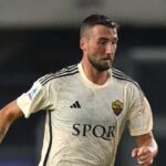 Cristante con la maglia della Roma