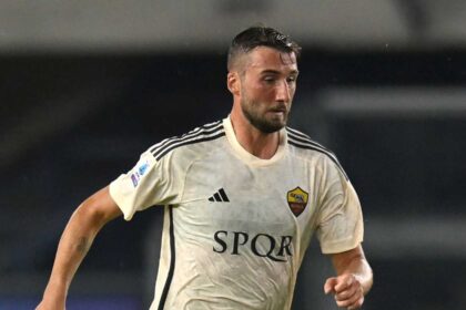 Cristante con la maglia della Roma