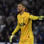 Guglielmo Vicario con la maglia del Tottenham