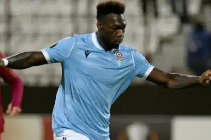 Caicedo con la maglia della Lazio