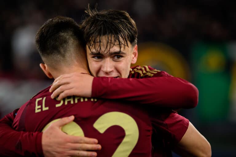Pisilli e El Shaarawy con la maglia della Roma