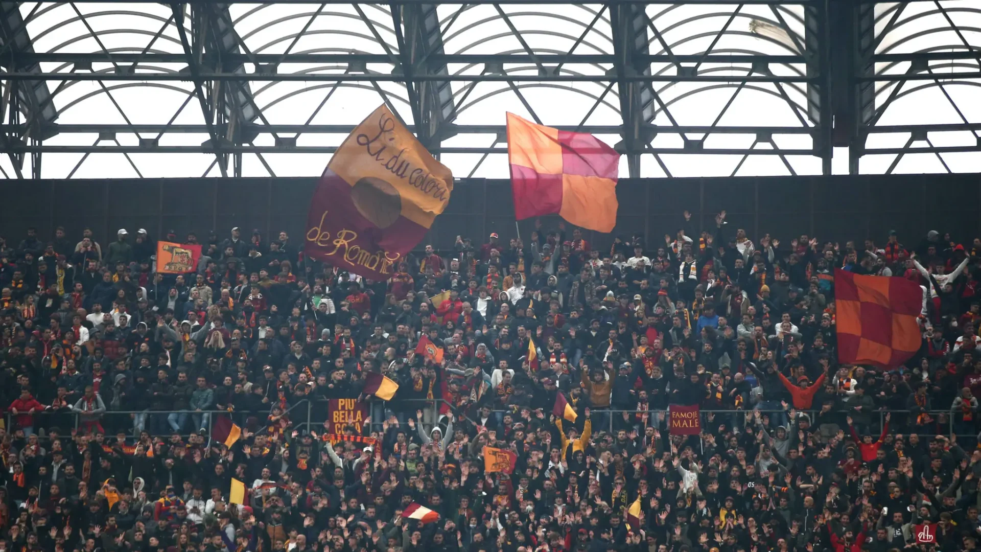 Tifosi della Roma a San Siro