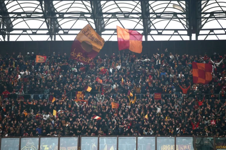 Tifosi della Roma a San Siro