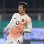 Hummels con la maglia della Roma