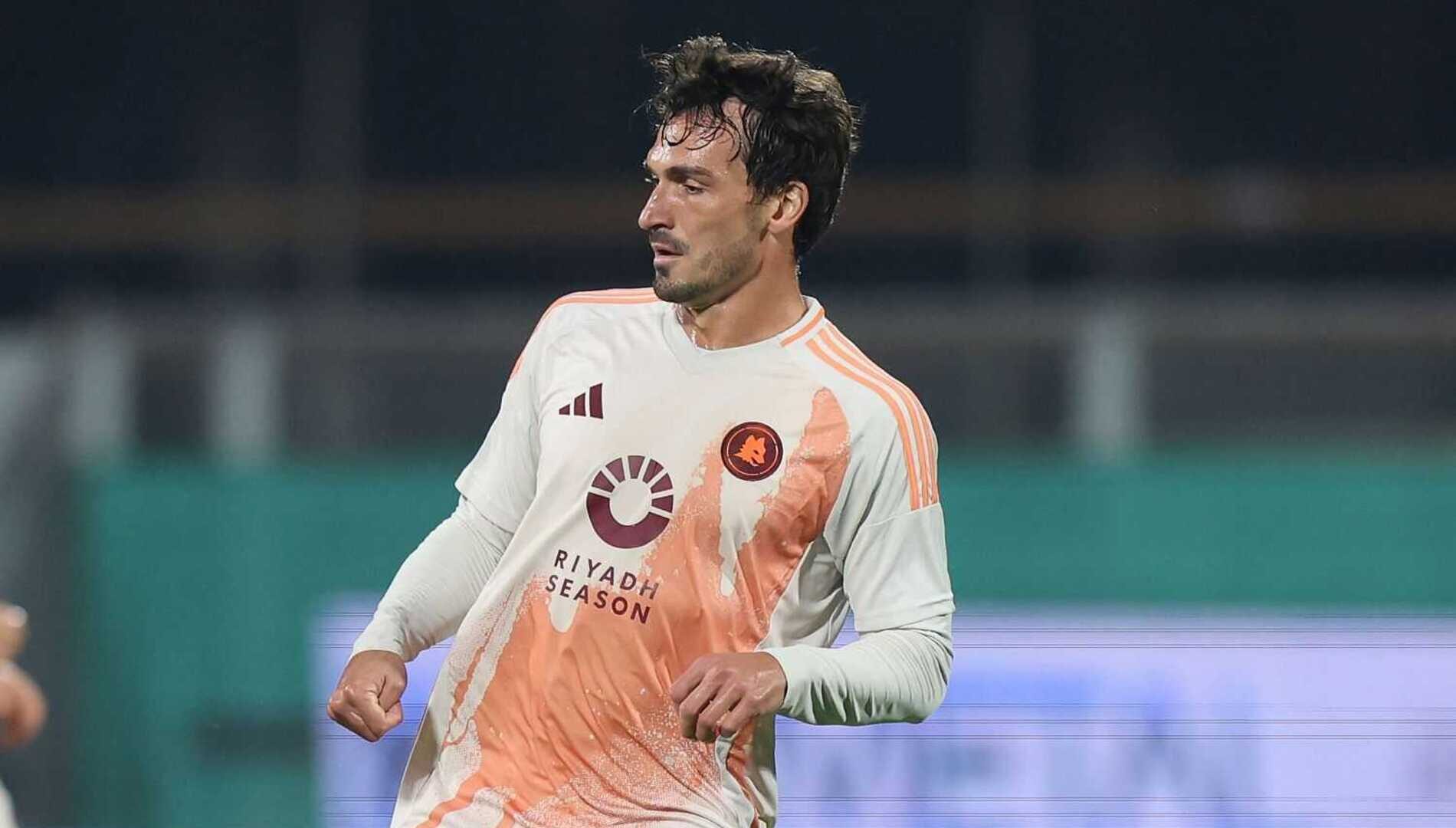 Hummels con la maglia della Roma