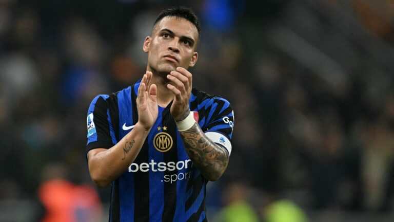 Lautaro Martinez con la maglia dell'Inter