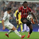 Rafael Leão, attaccante del Milan, in campo durante una partita di Serie A