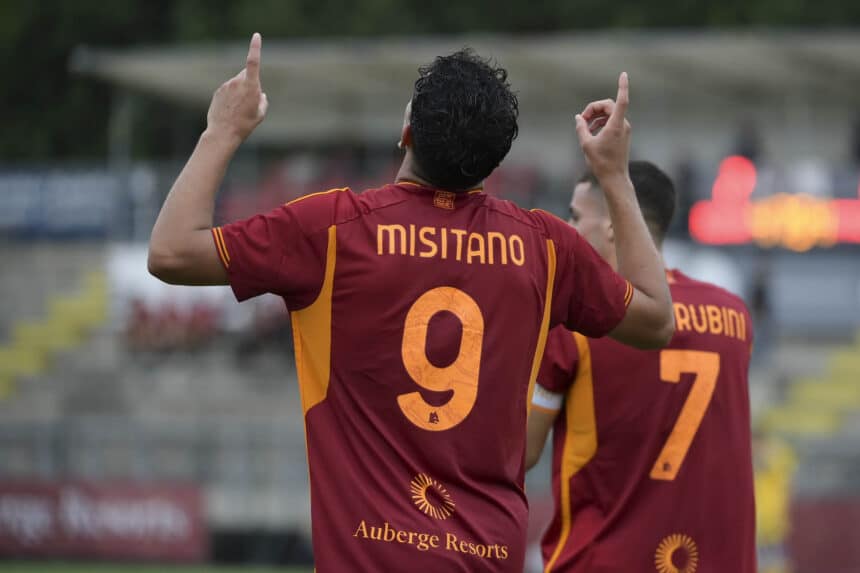 Misitano con la maglia della Roma Primavera