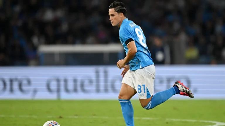 Raspadori con la maglia del Napoli