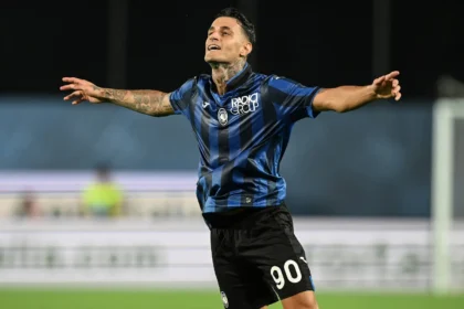 Gianluca Scamacca con la maglia dell'Atalanta