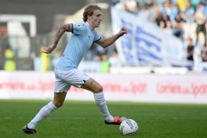 Rovella con la maglia della Lazio