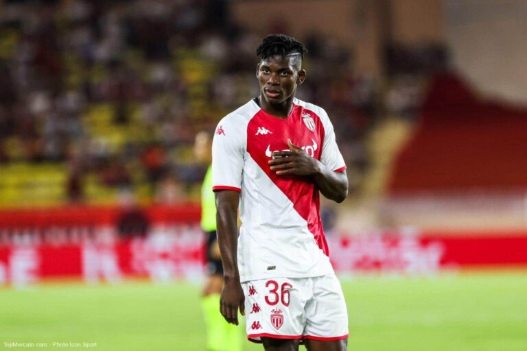 Embolo, Monaco