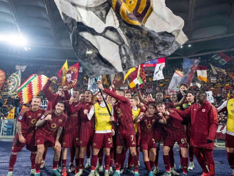 Esultanza Roma dopo il derby