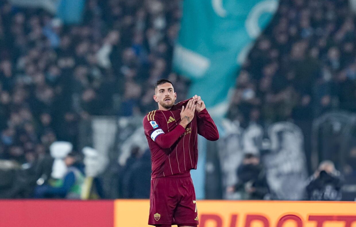 Lorenzo Pellegrini con la maglia della Roma