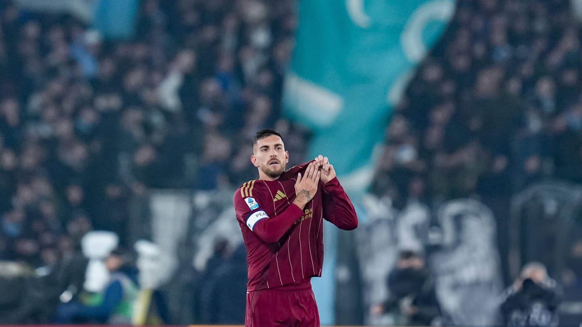 Lorenzo Pellegrini con la maglia della Roma