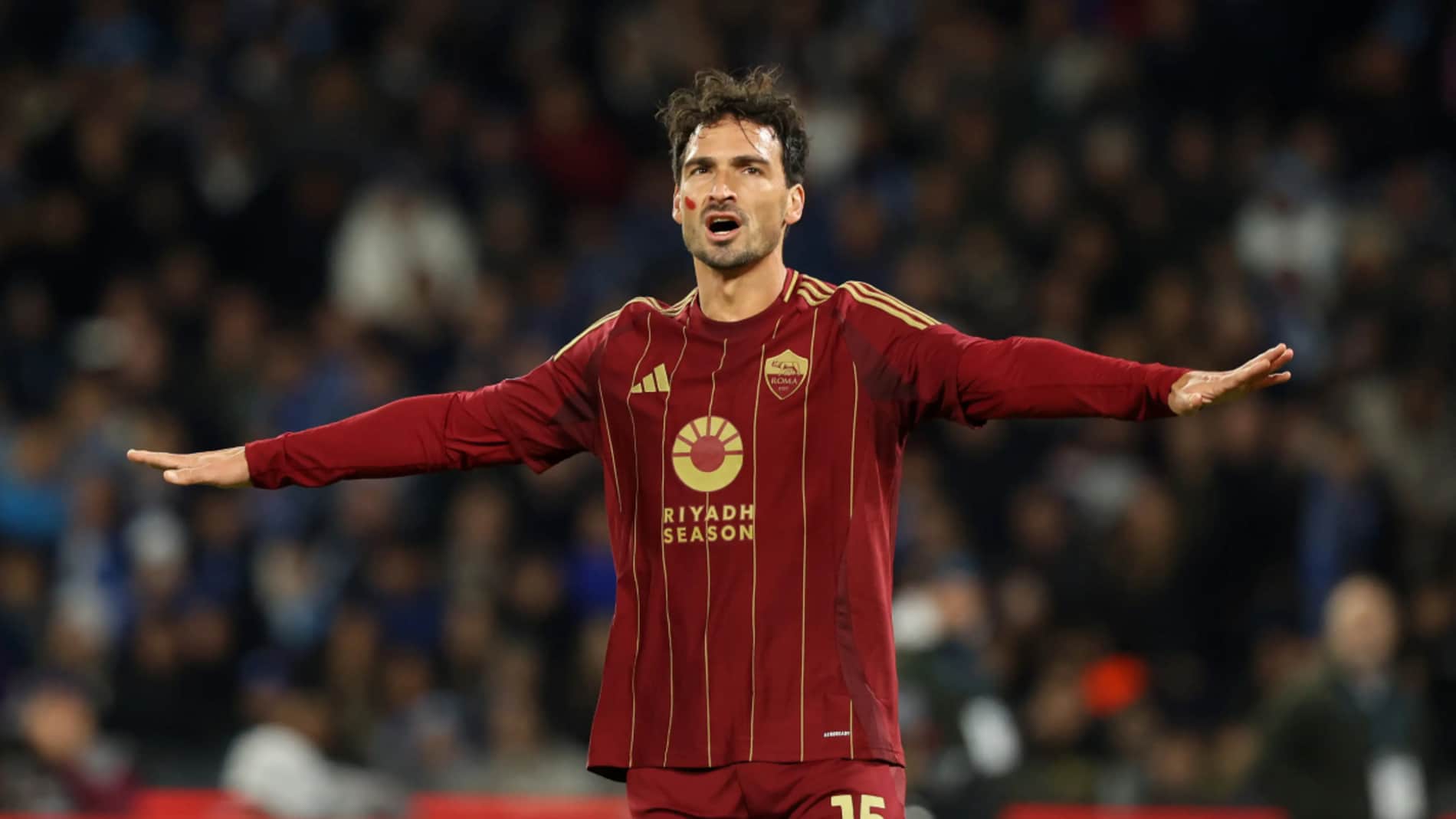 Roma, Athletic Bilbao sullo sfondo: Hummels scalda i motori