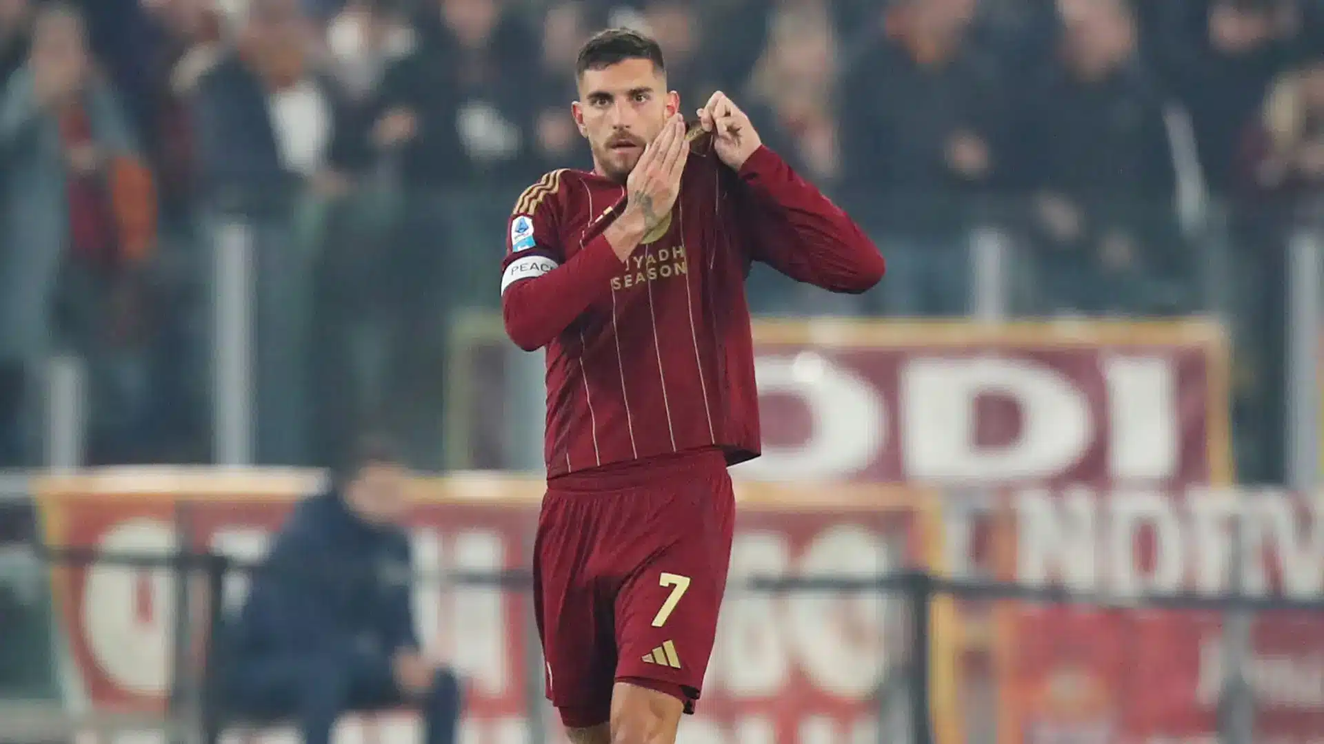 Pellegrini con la maglia della Roma