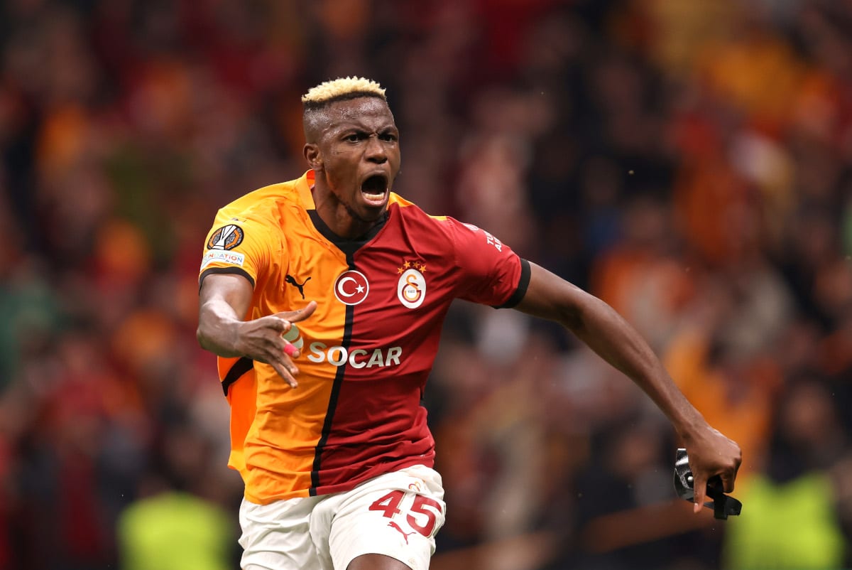 Victor Osimhen con la maglia del Galatasaray