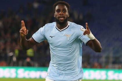 Dia con la maglia della Lazio